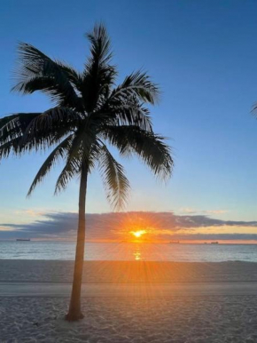 Ocean Breeze Paradise Apt 5A